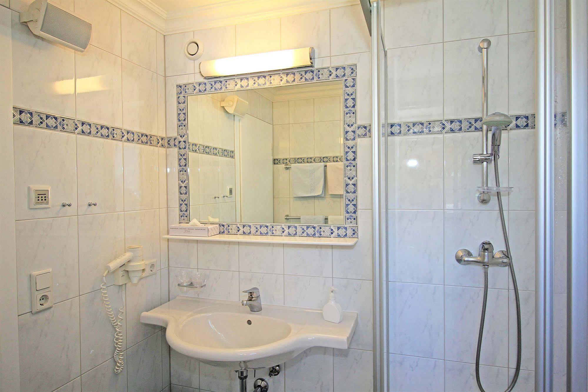 Hotel Pension Sonnleiten Тукс Екстер'єр фото