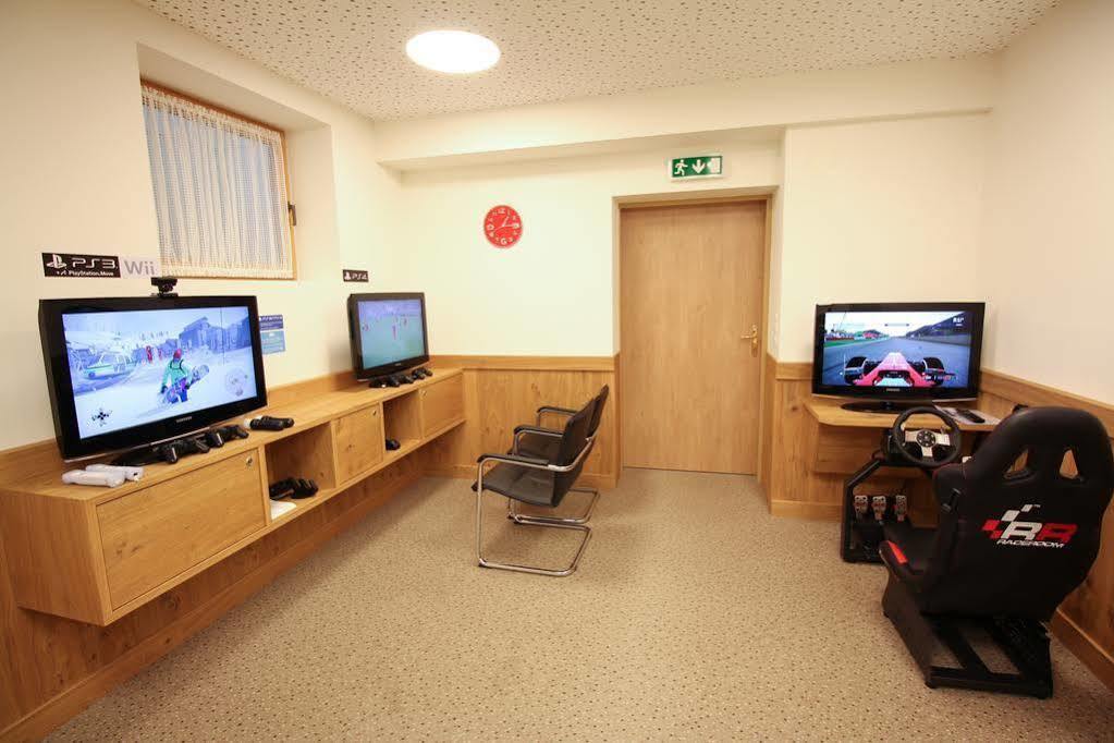 Hotel Pension Sonnleiten Тукс Екстер'єр фото